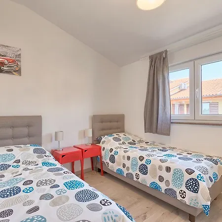 Exceptional With See View 3*