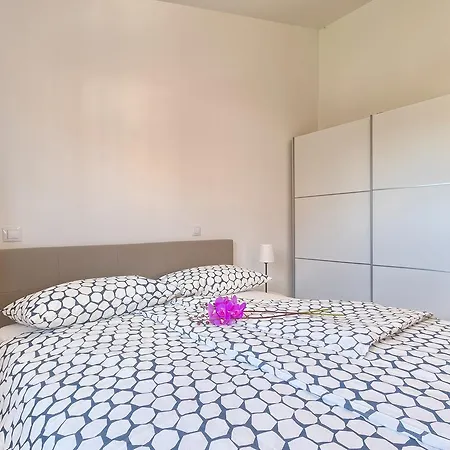 Exceptional With See View Guest house Vodnjan